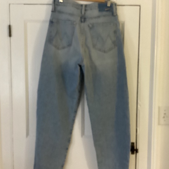 MOTHER Light Blue Jeans - Picture 9 of 12